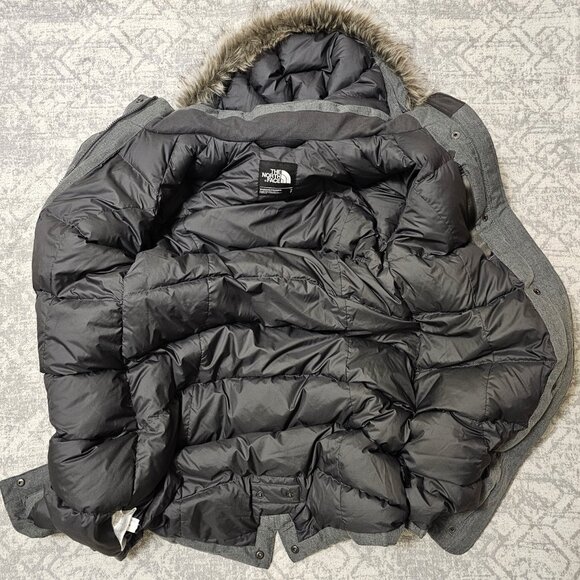 The North Face Women's Arctic Parka Small (great used condition) - Picture 2 of 3